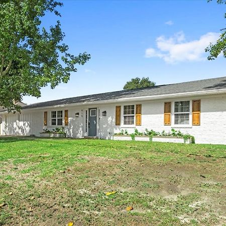 Ranch Home Gem 5Br Home Sleeps 12 With Game Room Gulfport Buitenkant foto