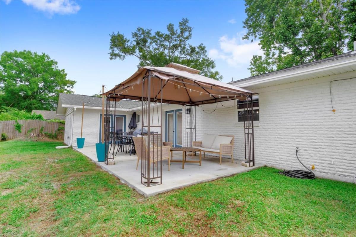 Ranch Home Gem 5Br Home Sleeps 12 With Game Room Gulfport Buitenkant foto
