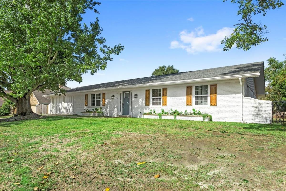 Ranch Home Gem 5Br Home Sleeps 12 With Game Room Gulfport Buitenkant foto